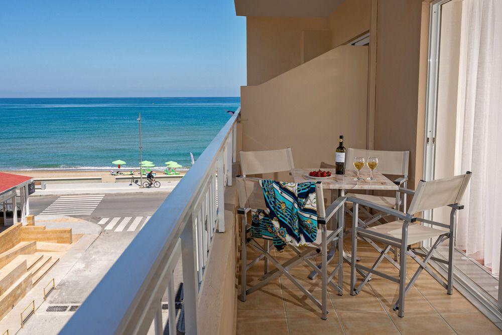 Batis Beach Hotel Ретимно Экстерьер фото