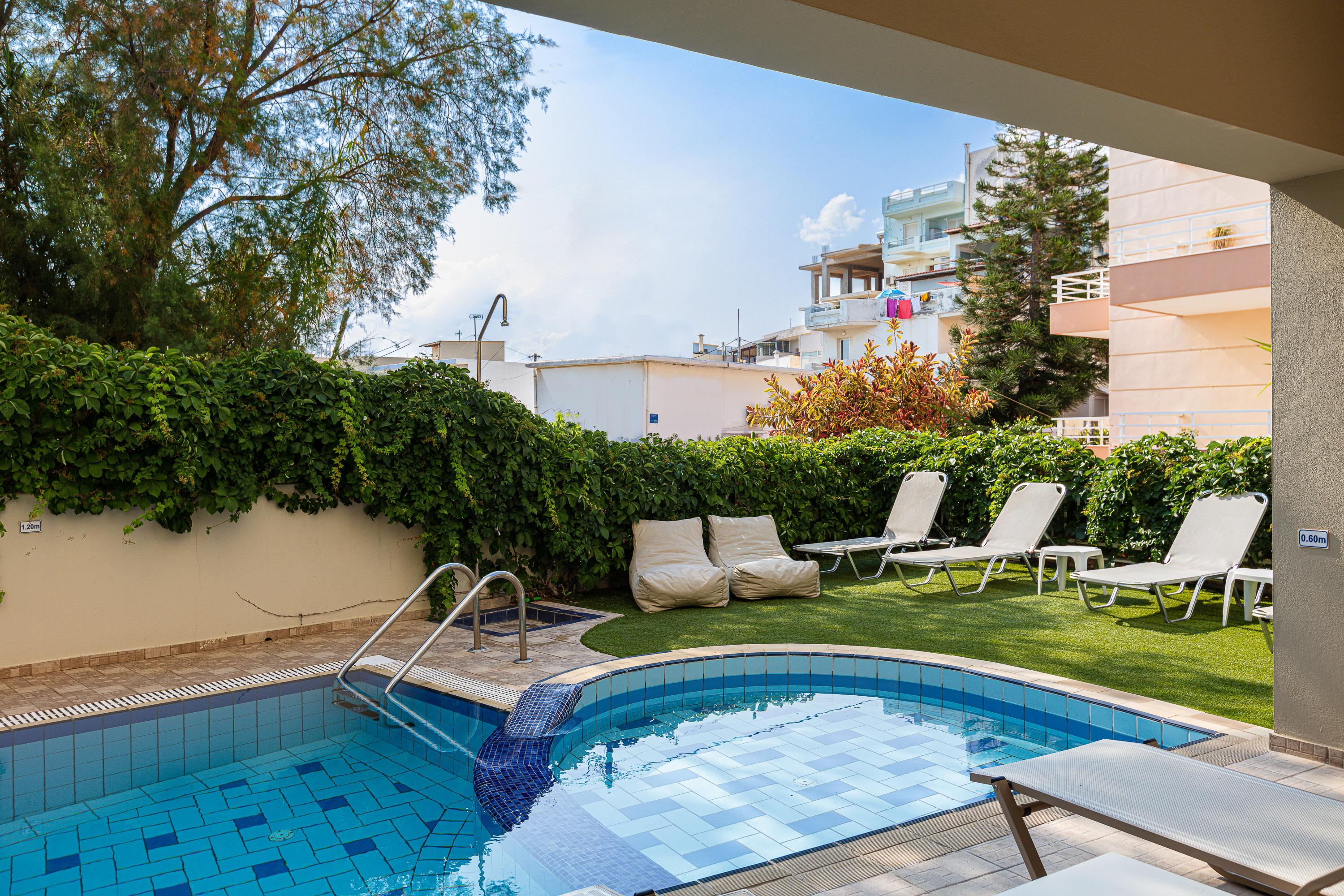 Batis Beach Hotel Ретимно Экстерьер фото
