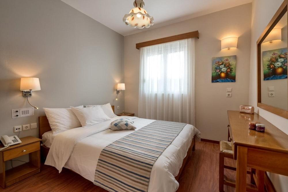 Batis Beach Hotel Ретимно Экстерьер фото